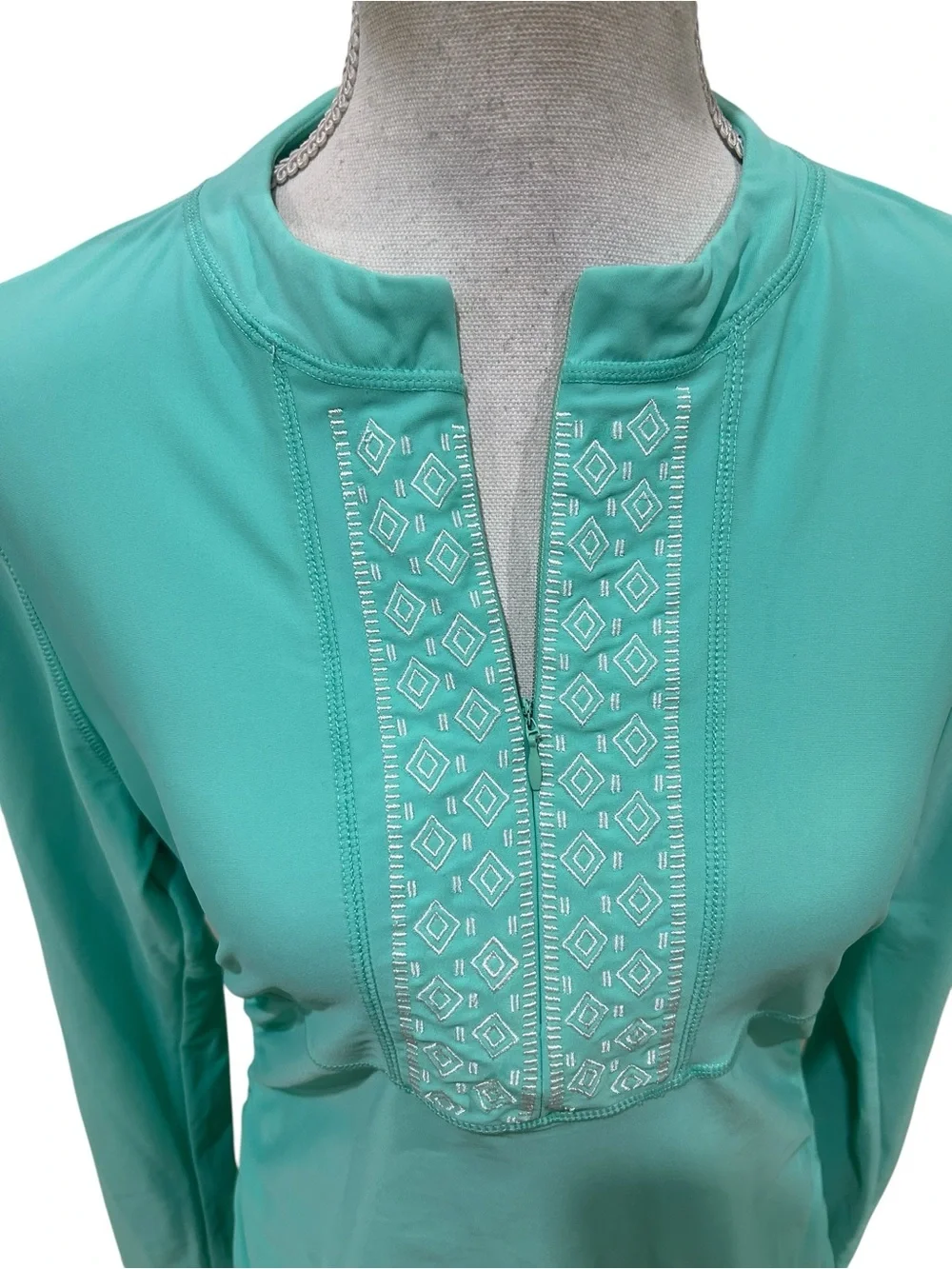 CabanaLife Lightweight Aqua Swim performance wear Top size large